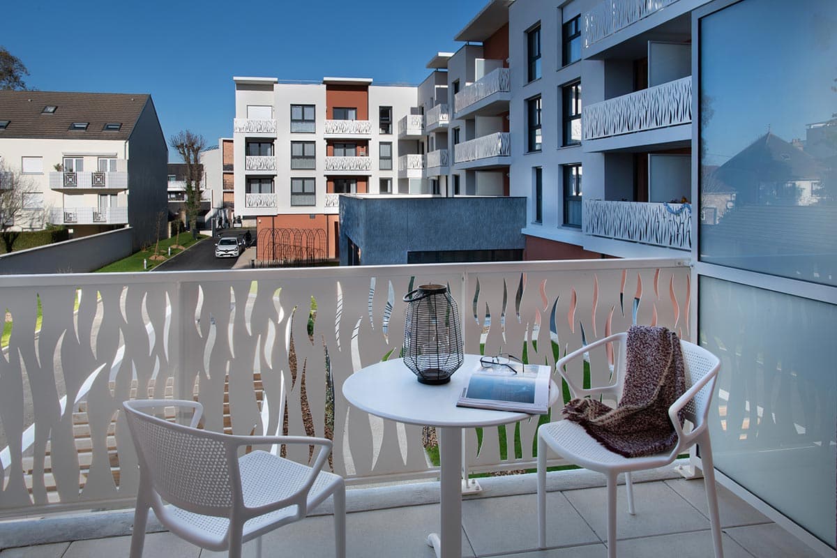 résidence senior combs la ville balcon