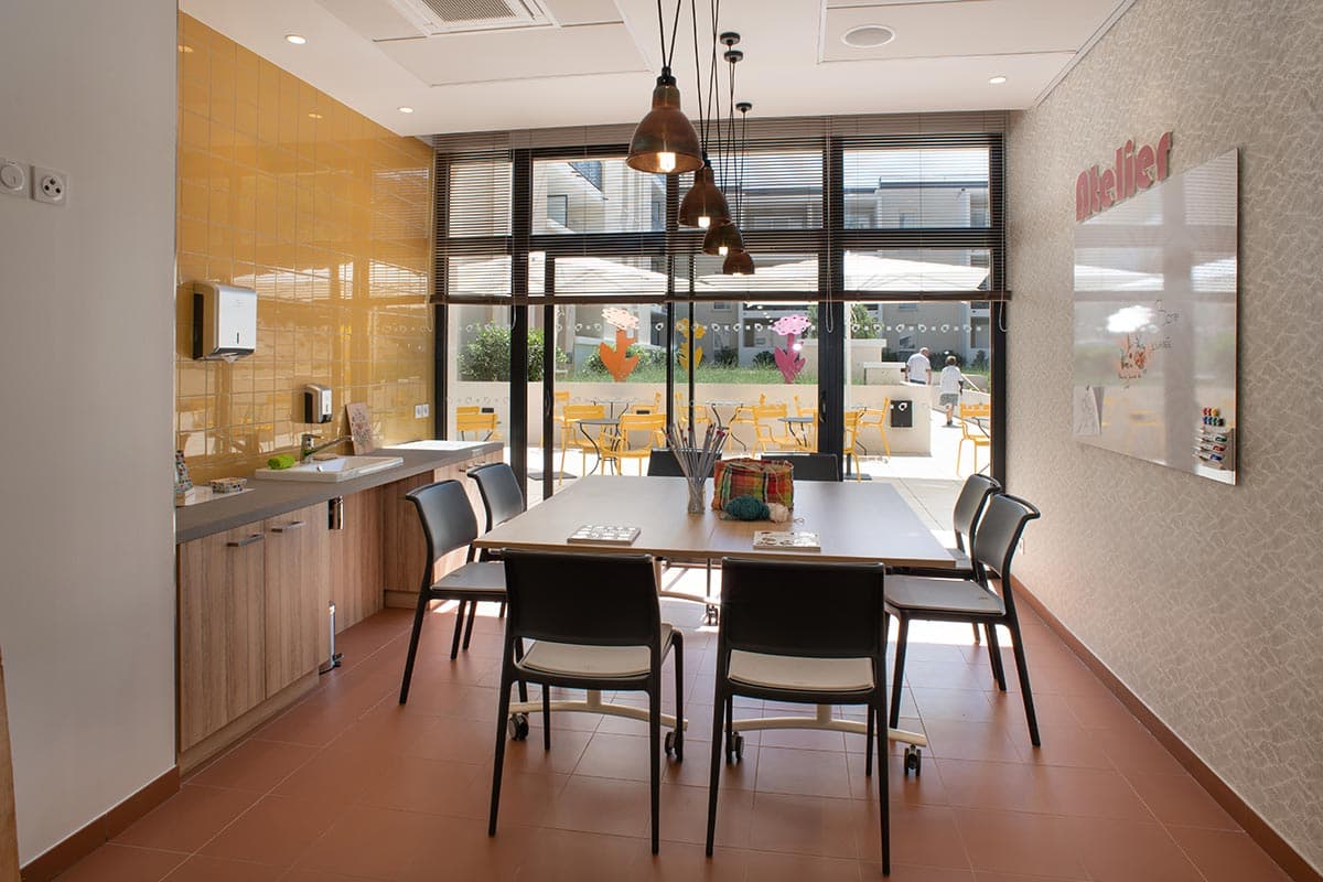 residence-senior-la-valette-du-var-atelier.jpg