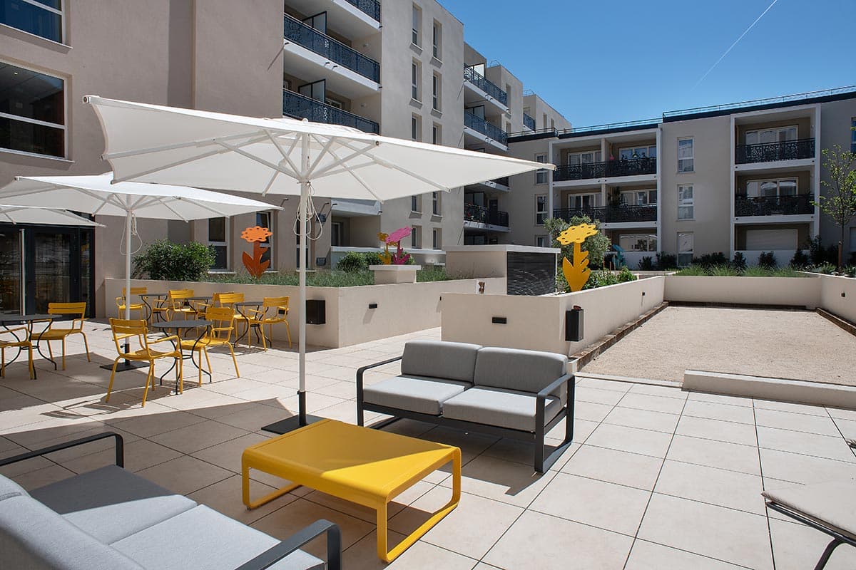 résidence senior la valette du var terrasse
