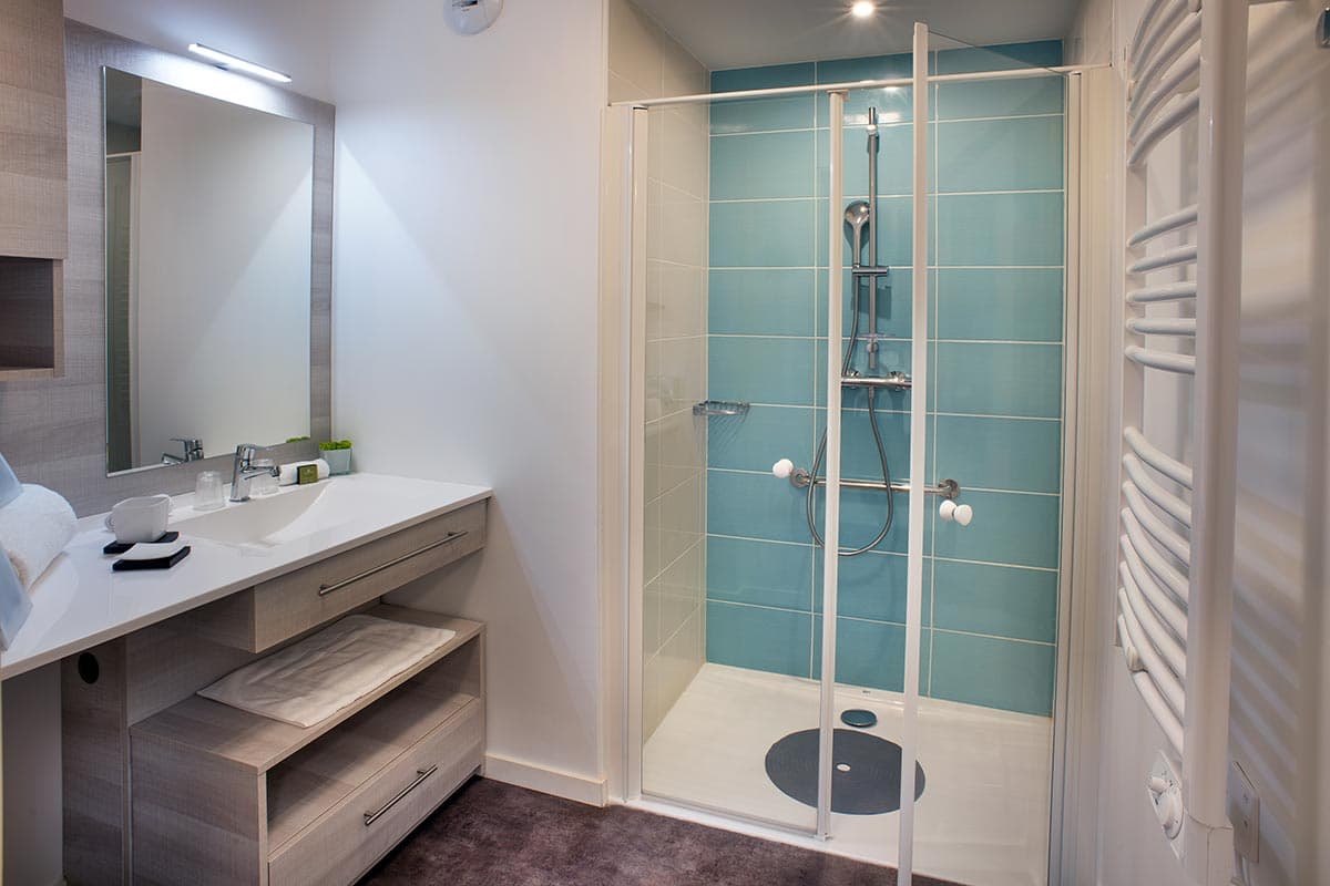 résidence senior la ciotat salle de bain