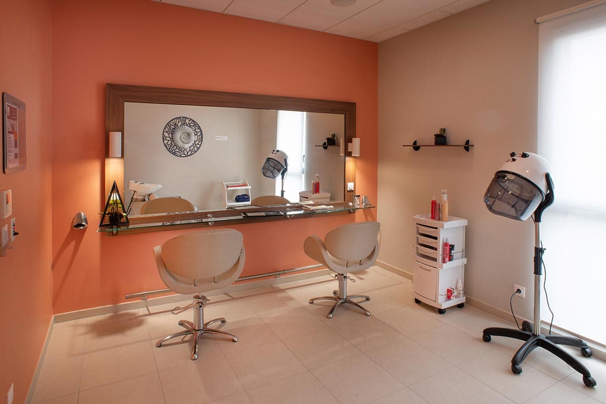 résidence senior calais coiffeur