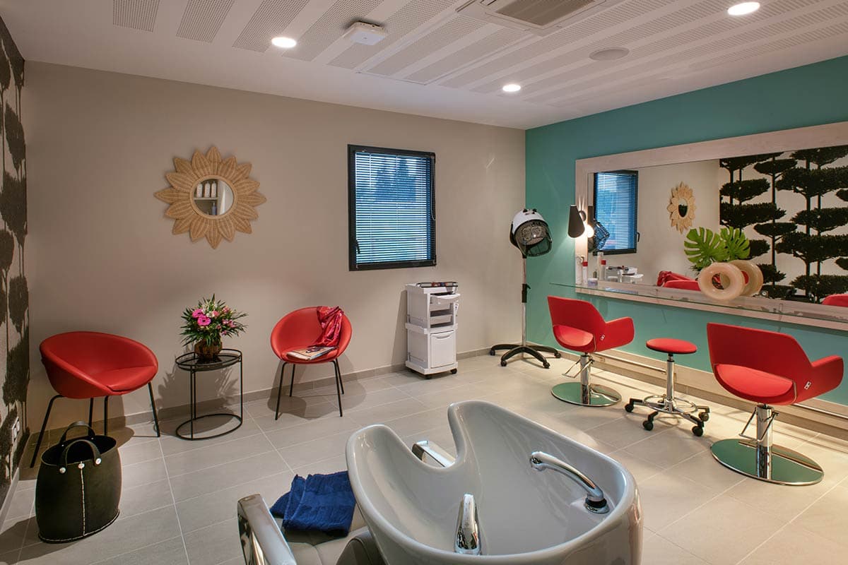 résidence senior draguignan coiffeur