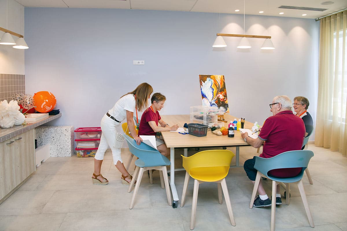 residence senior cergy atelier