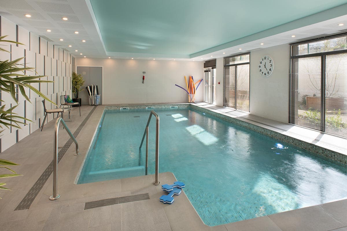 résidence senior rueil malmaison piscine