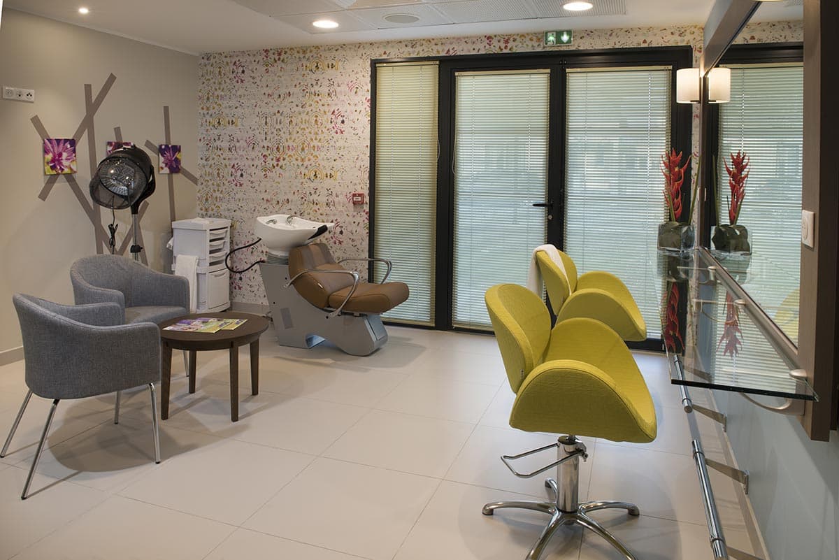 résidence senior saint-james coiffeur